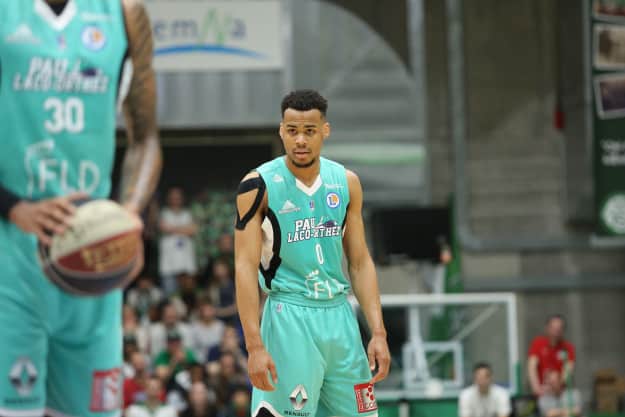 Élie Okobo : l’odyssée d’un joueur sans complexe